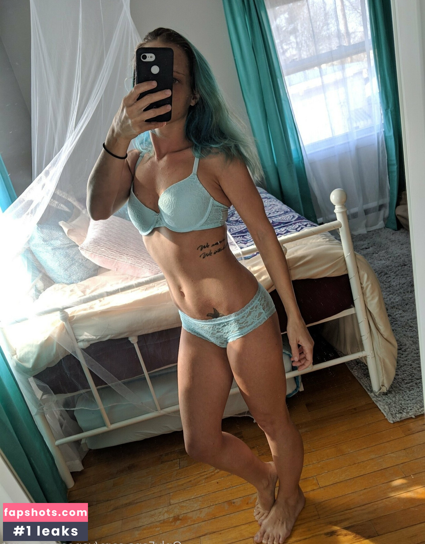 vanessas_secret gallery photo #24