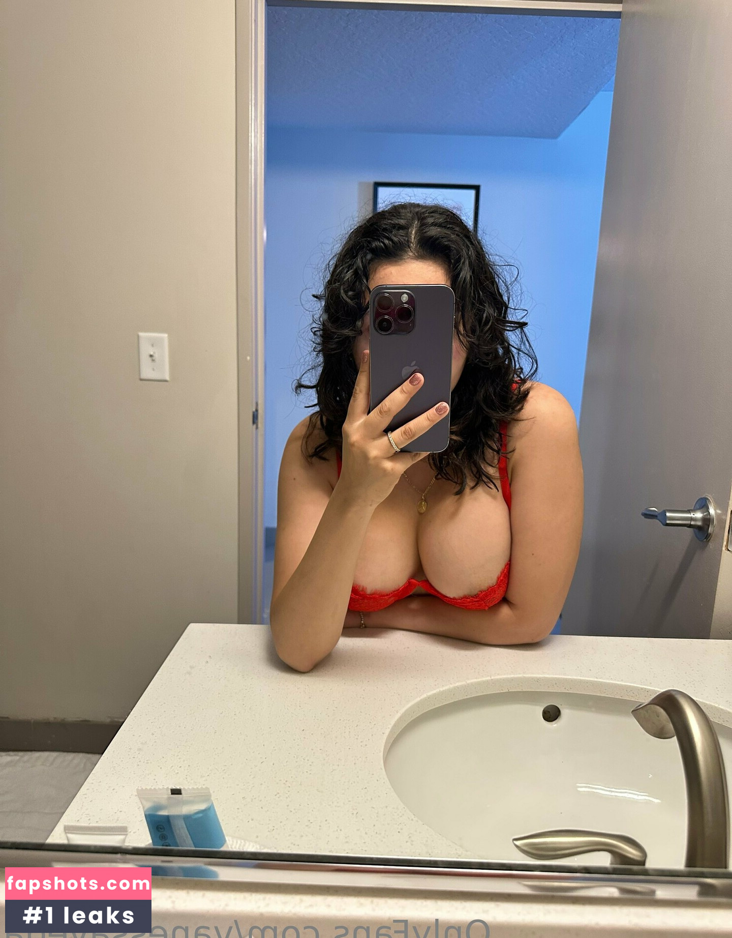 vanessavega gallery photo #7