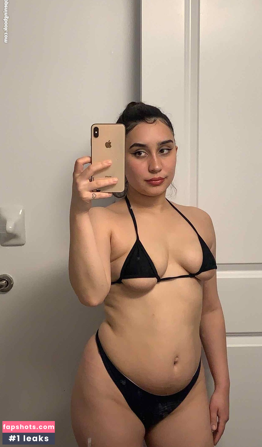 Vanessaxo gallery photo #14