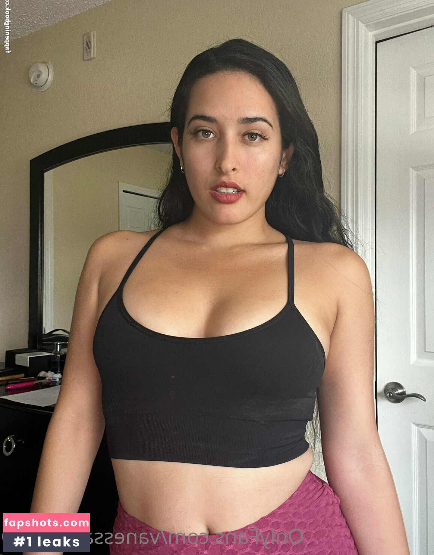 vanessaxoxo100 gallery photo #15