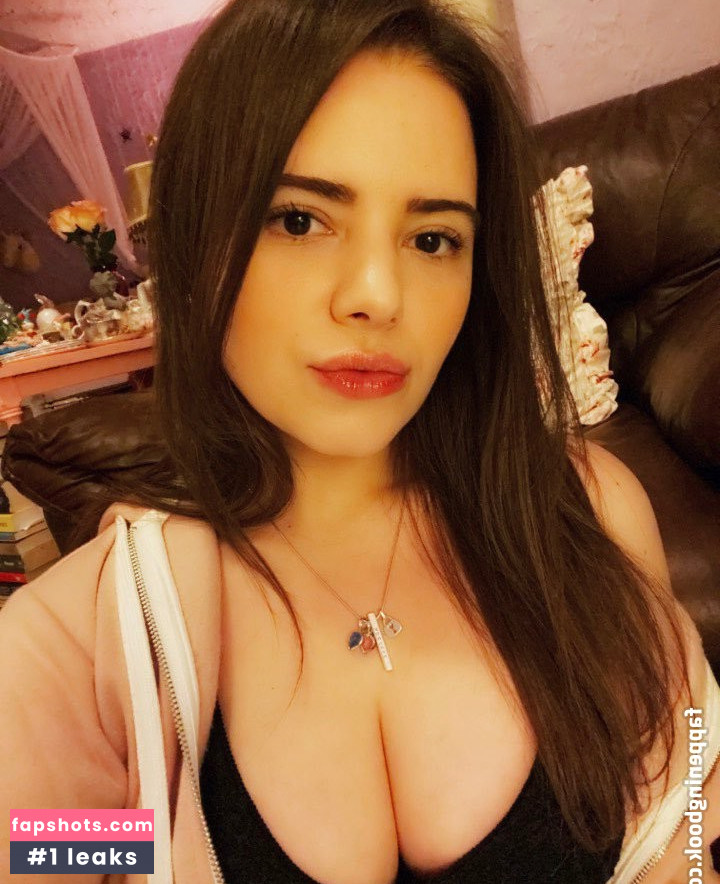 Vanessinator gallery photo #89