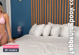 Vanexxmarie Nude Leaks OnlyFans Photos #31 - LeakJerk