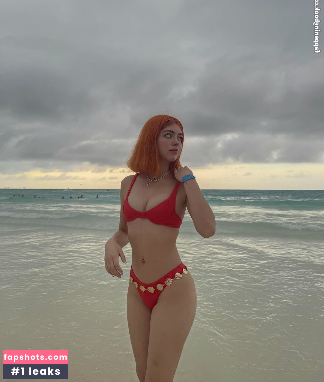 Vaniasse gallery photo #25