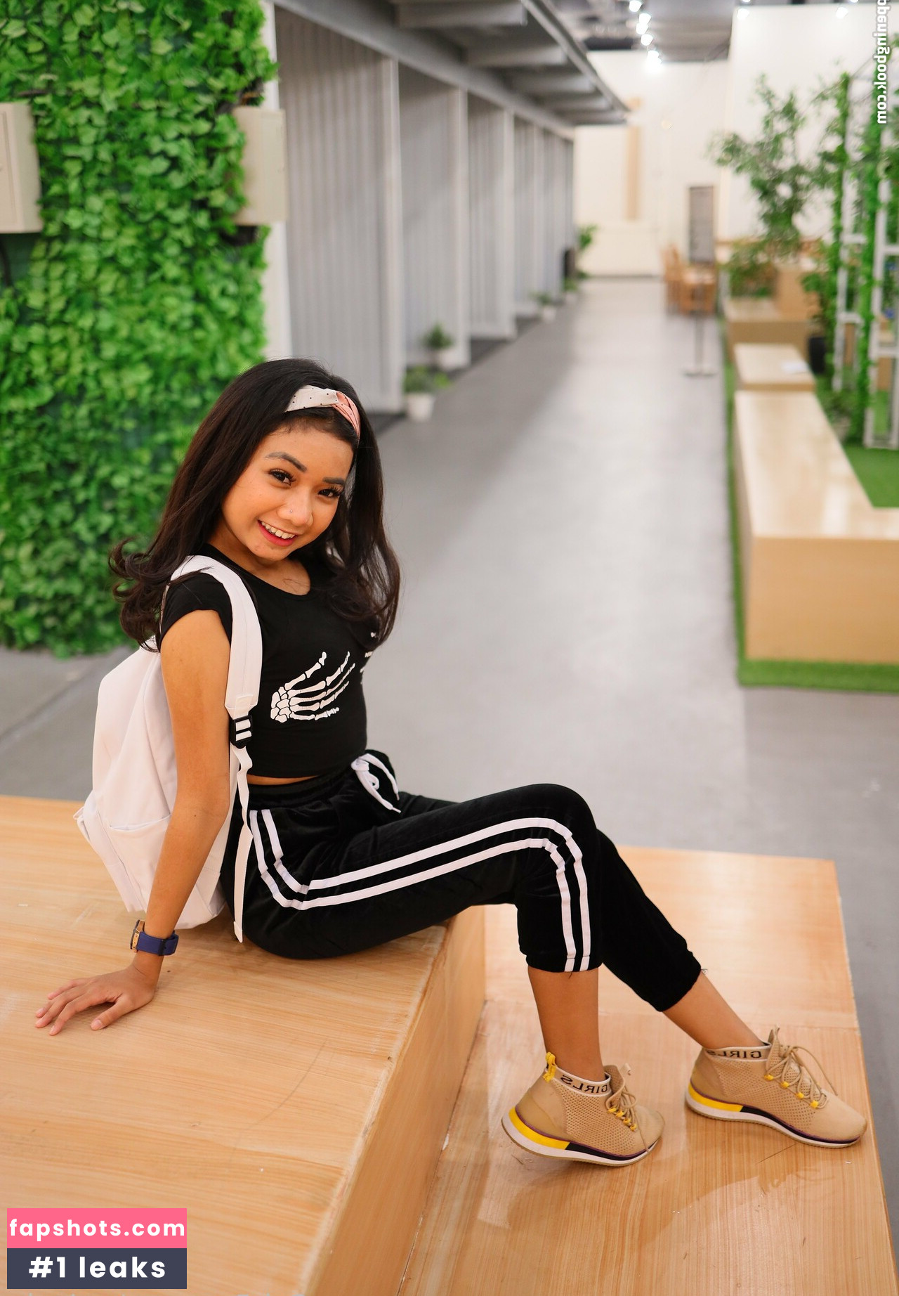 vaniawho Filtración Desnuda OnlyFans Foto #11 - Fapshots