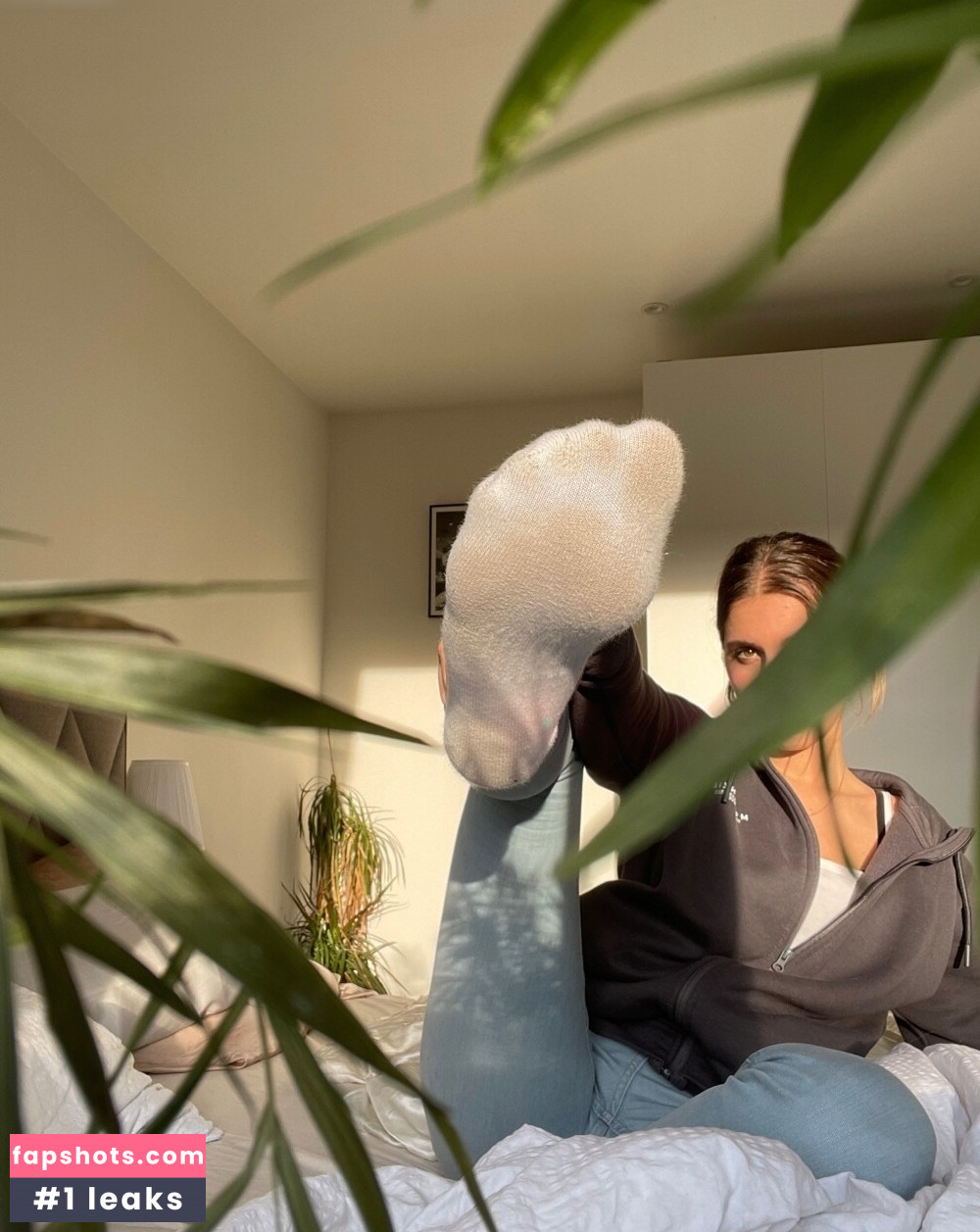 vannmeyr nude babe gallery