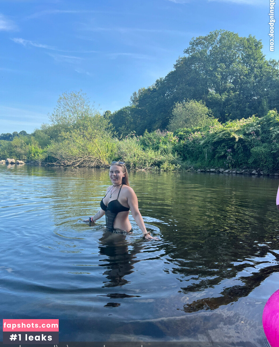 vanny_flowerchild Nude Leaks OnlyFans Photos #36 - LeakJerk