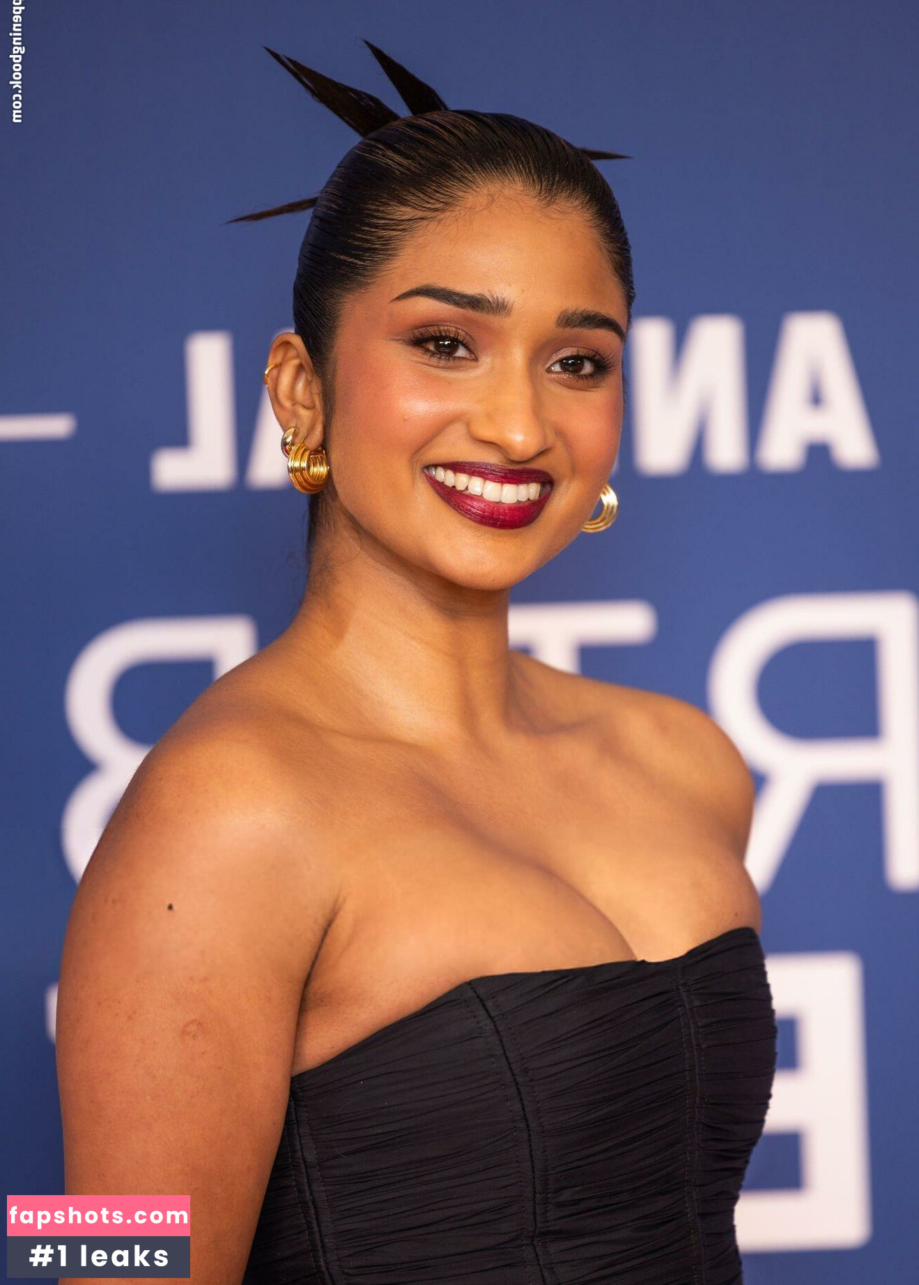 Varada Sethu gallery photo #39