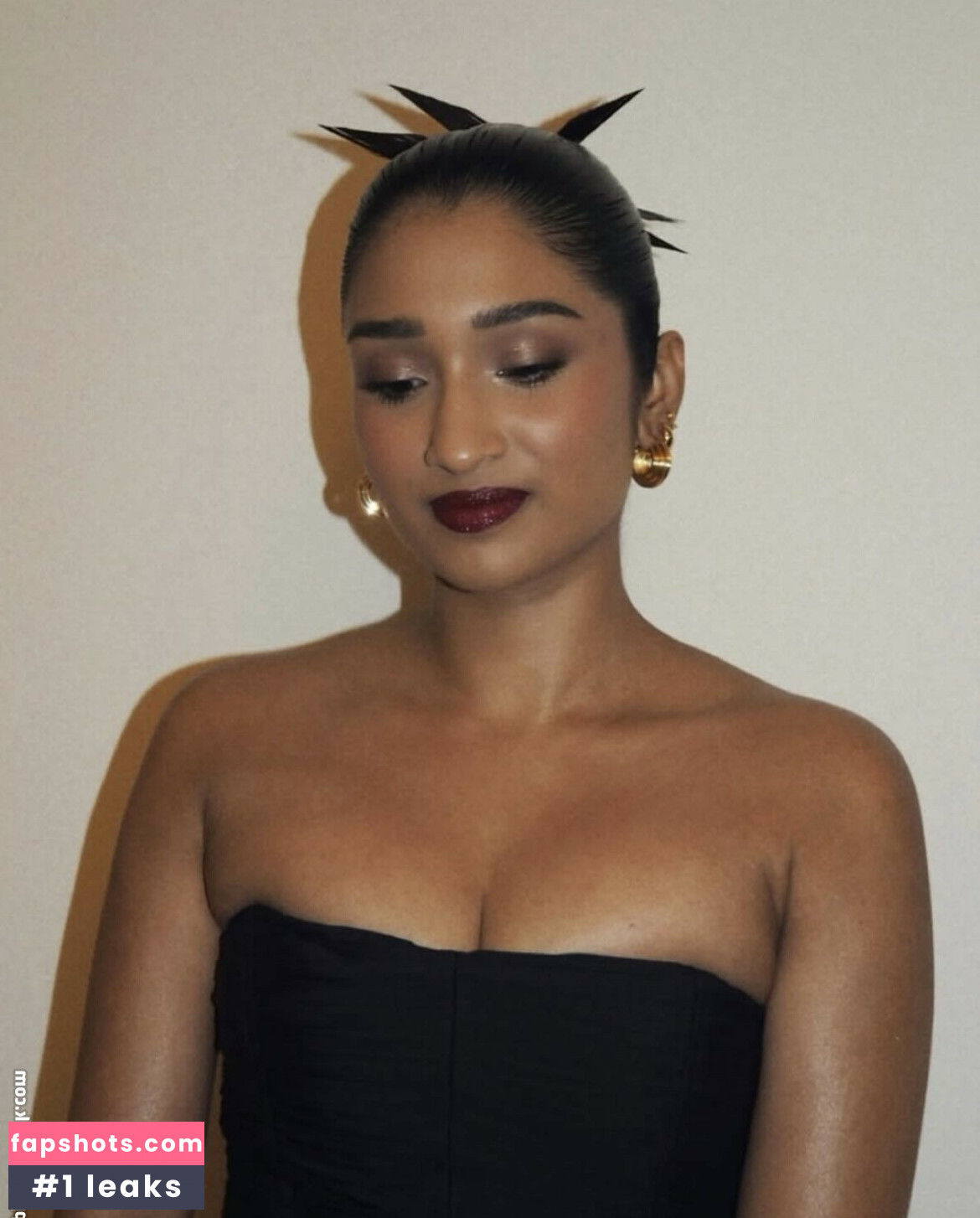 Varada Sethu gallery photo #43