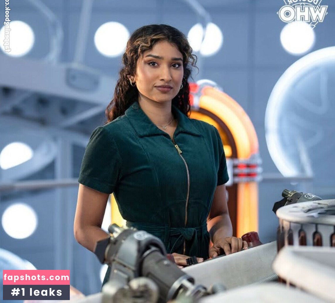 Varada Sethu gallery photo #50