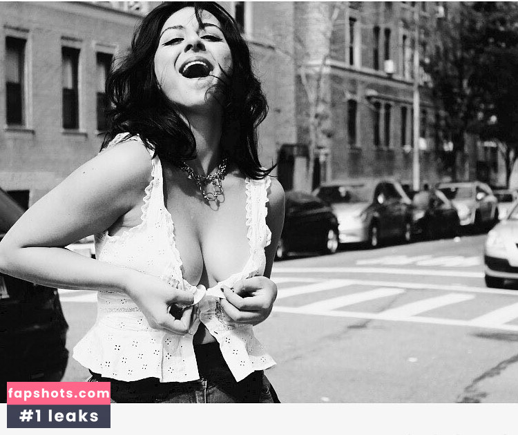 Vasilikí nude babe gallery