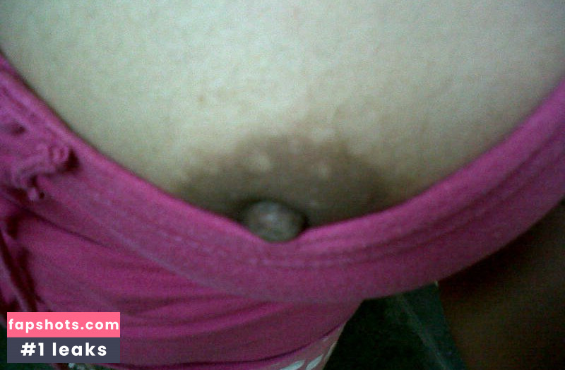 Vasundhara Kashyap gallery photo #24