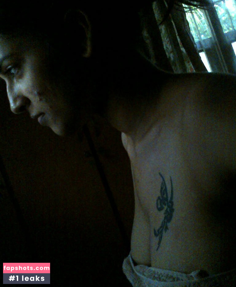 Vasundhara Kashyap gallery photo #28