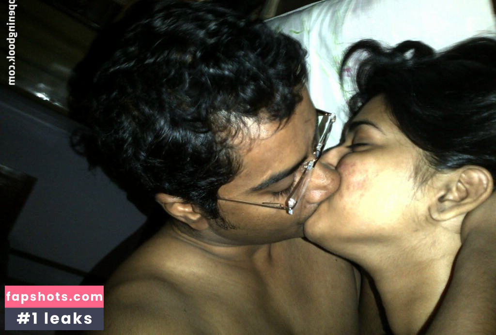 Vasundhara Kashyap gallery photo #43