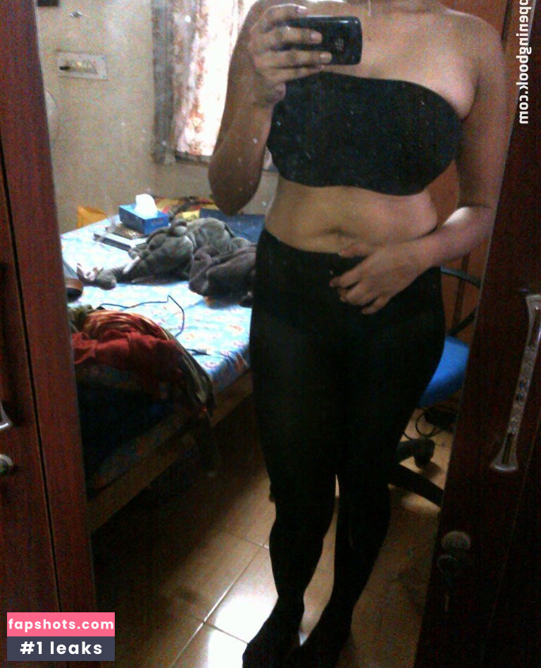 Vasundhara Kashyap gallery photo #46