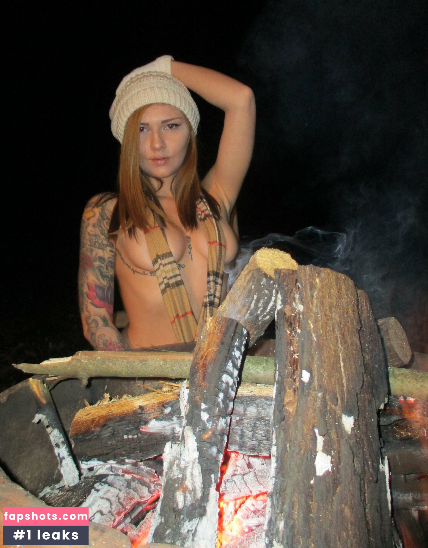 vavixenfree gallery photo #3