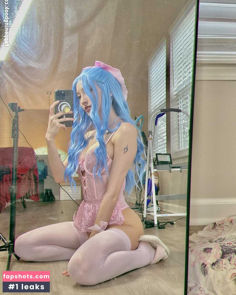 Veenacos gallery photo #37