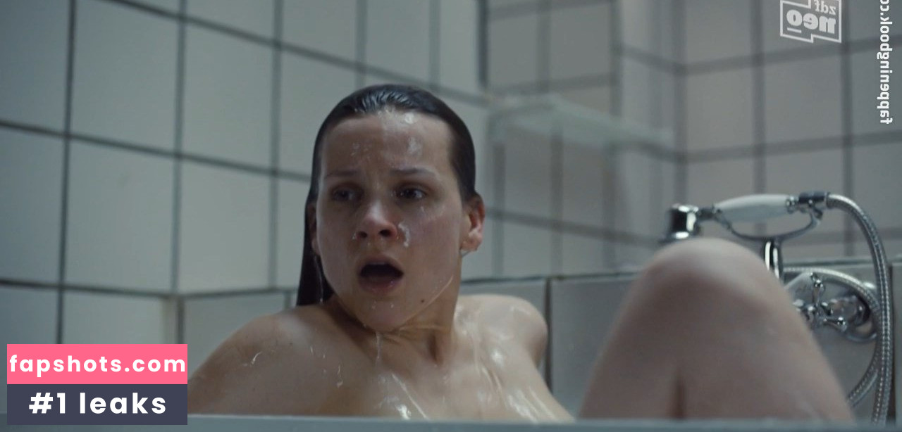 Veerle Baetens gallery photo #8