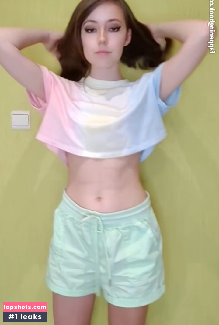 Veerle Vermeer gallery photo #4