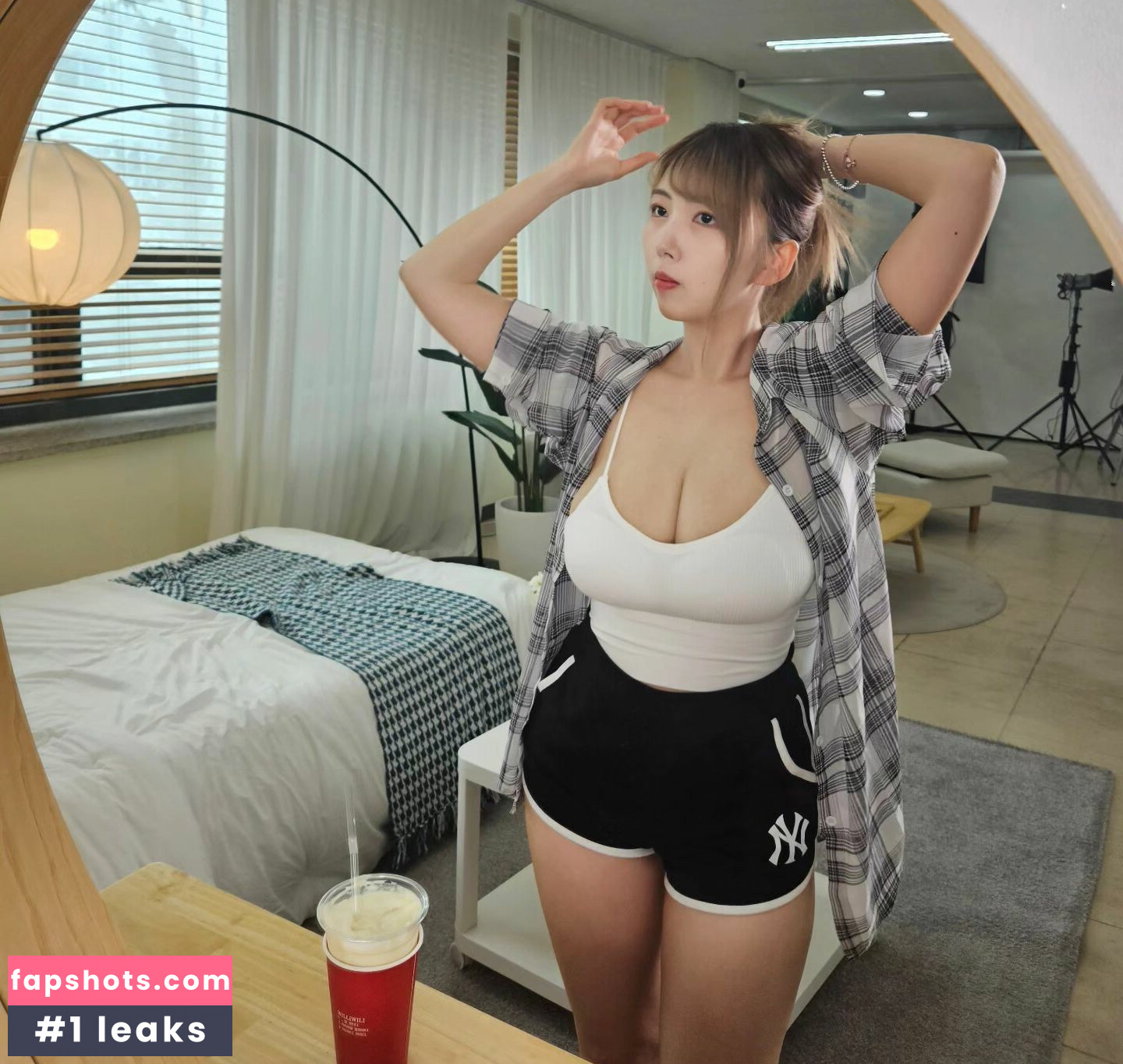 Velvet_7 gallery photo #190