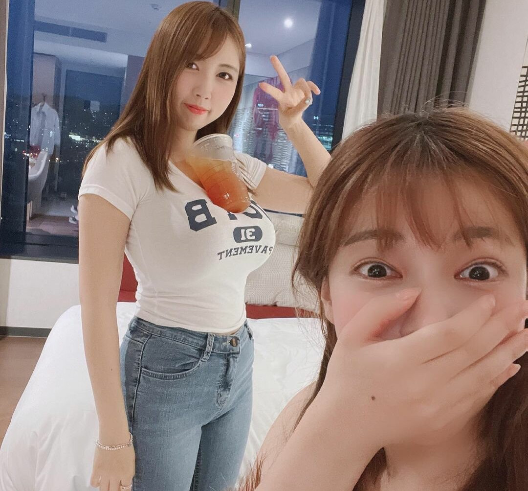 velvet-7 Nude Leaks OnlyFans Photos #707 - LeakJerk