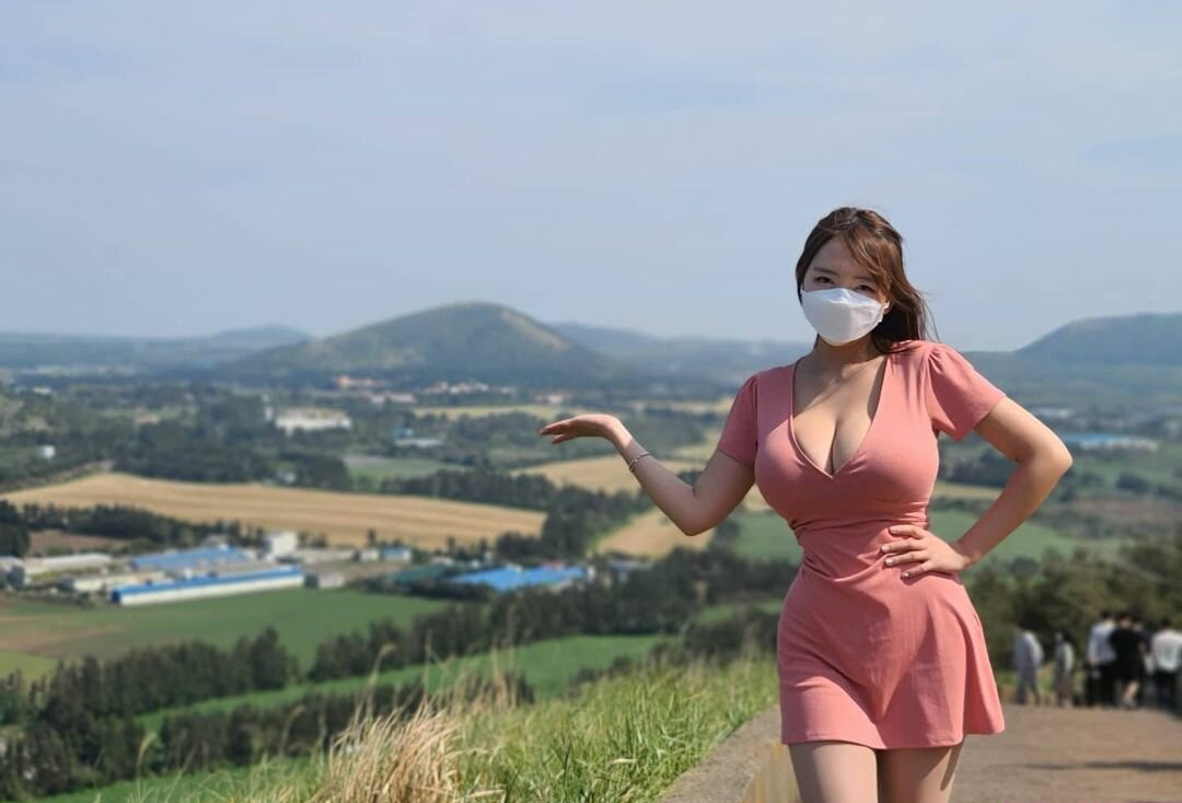 velvet-7 Nude Leaks OnlyFans Photos #712 - LeakJerk