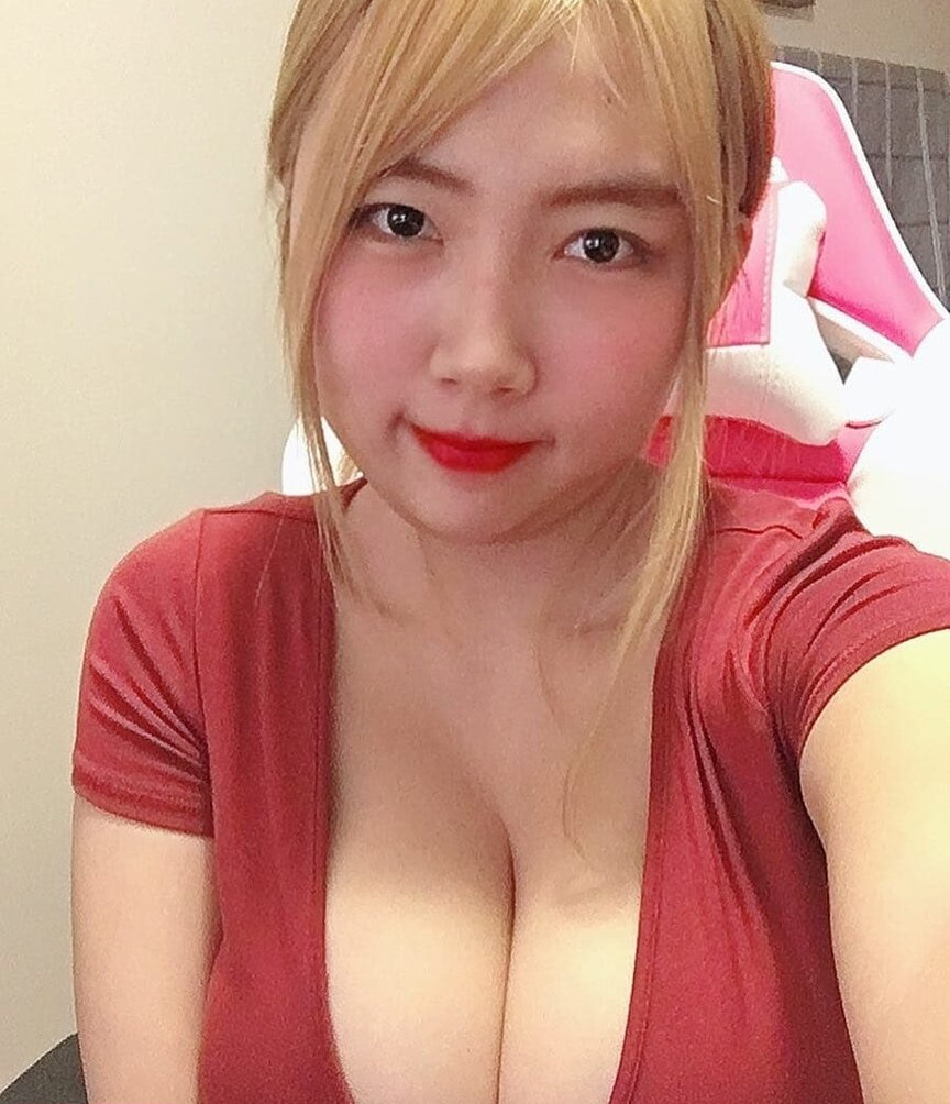 velvet-7 Nude Leaks OnlyFans Photos #754 - LeakJerk