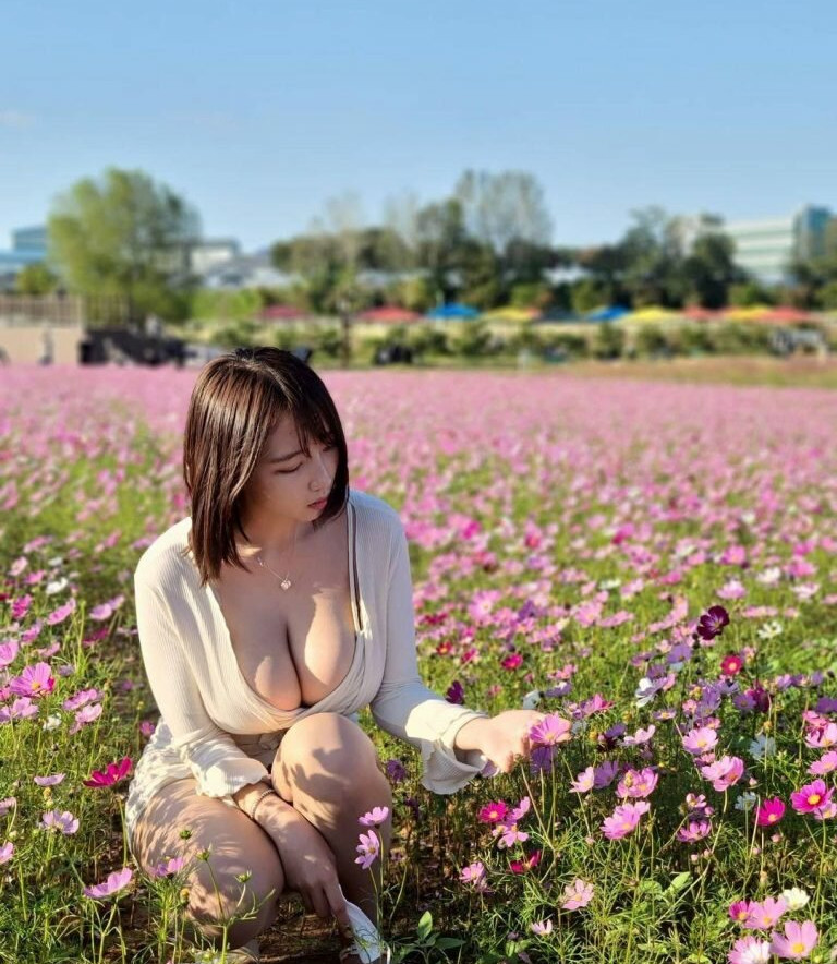 velvet-7 Nude Leaks OnlyFans Photos #808 - LeakJerk