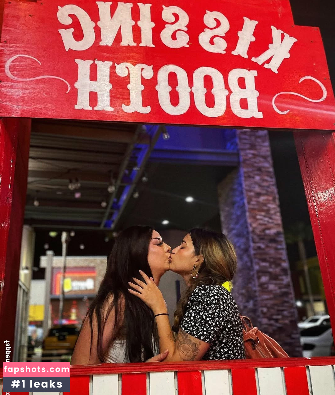 velvet_kitty93_ gallery photo #18