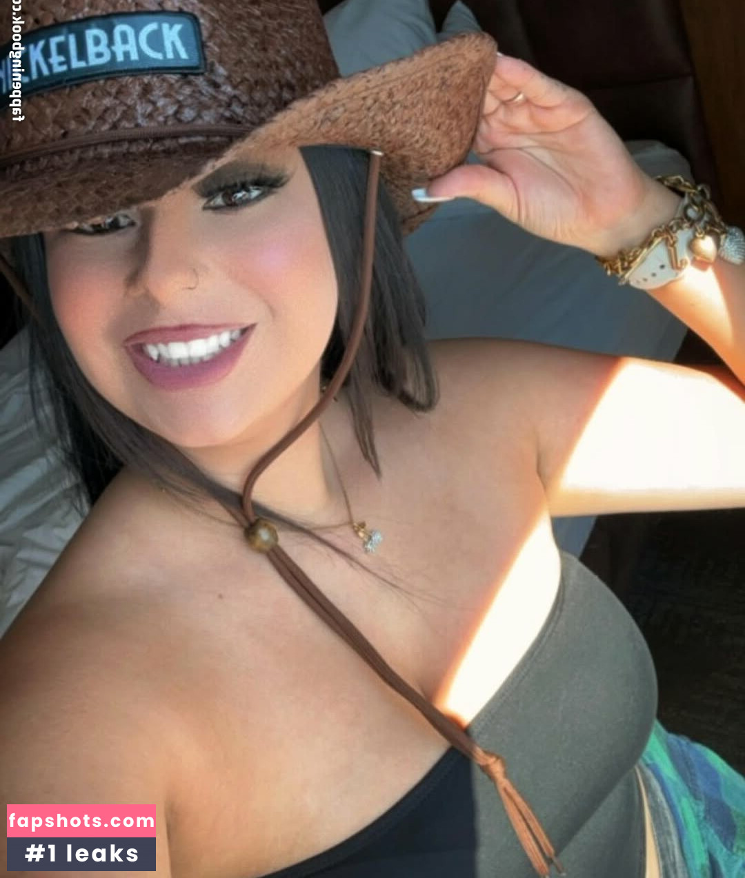 velvet_kitty93_ gallery photo #8