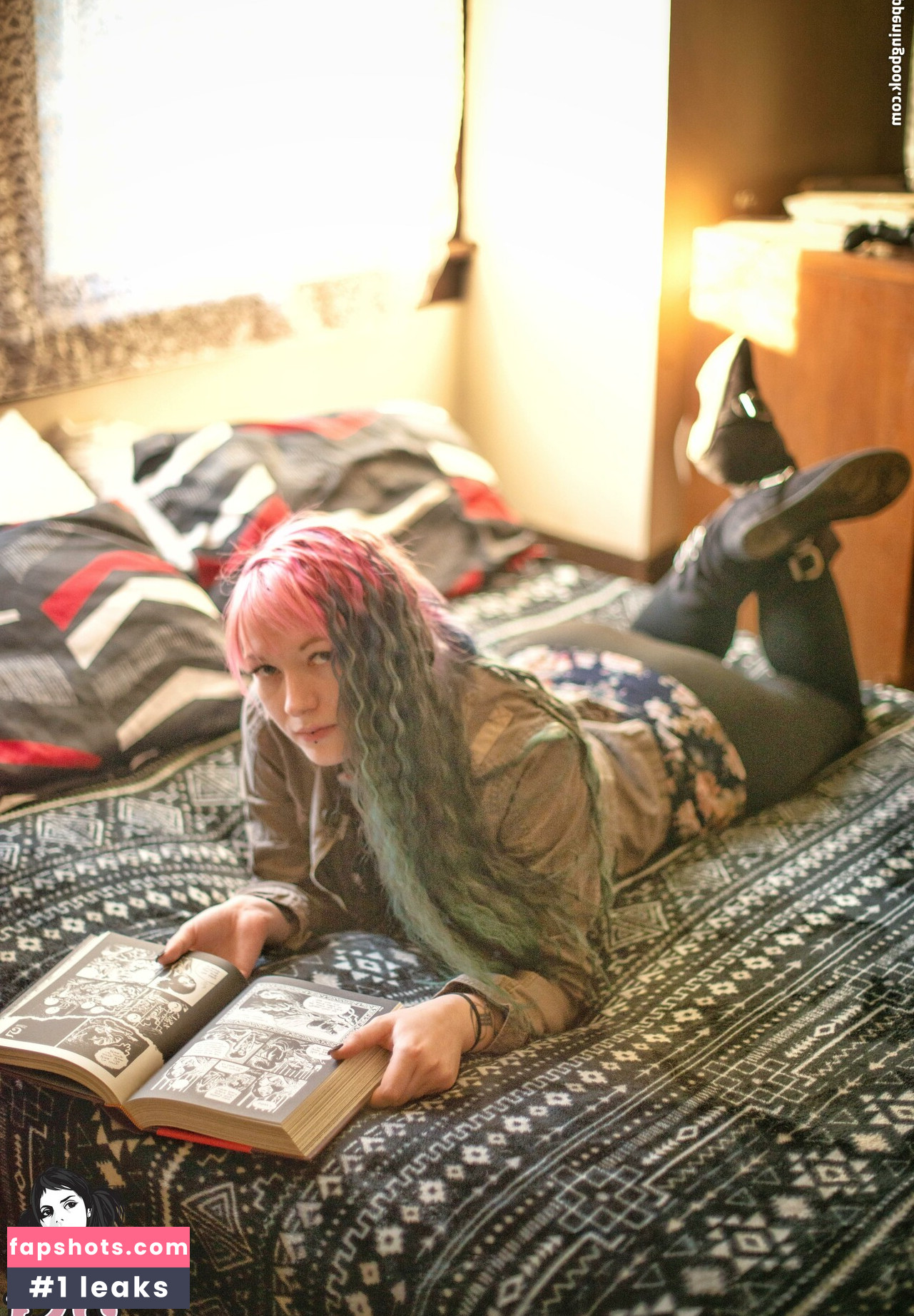 Venomousrose gallery photo #19