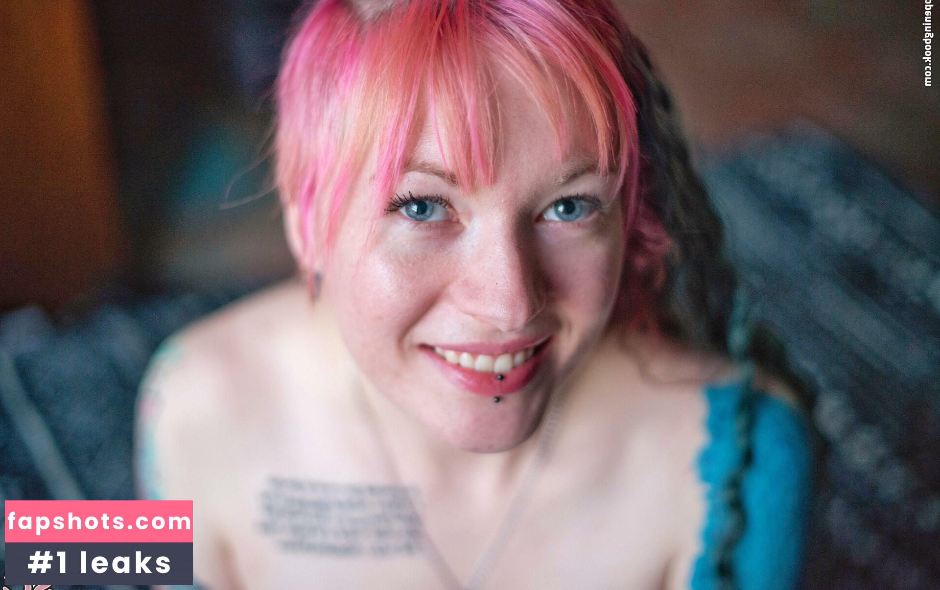 Venomousrose gallery photo #9