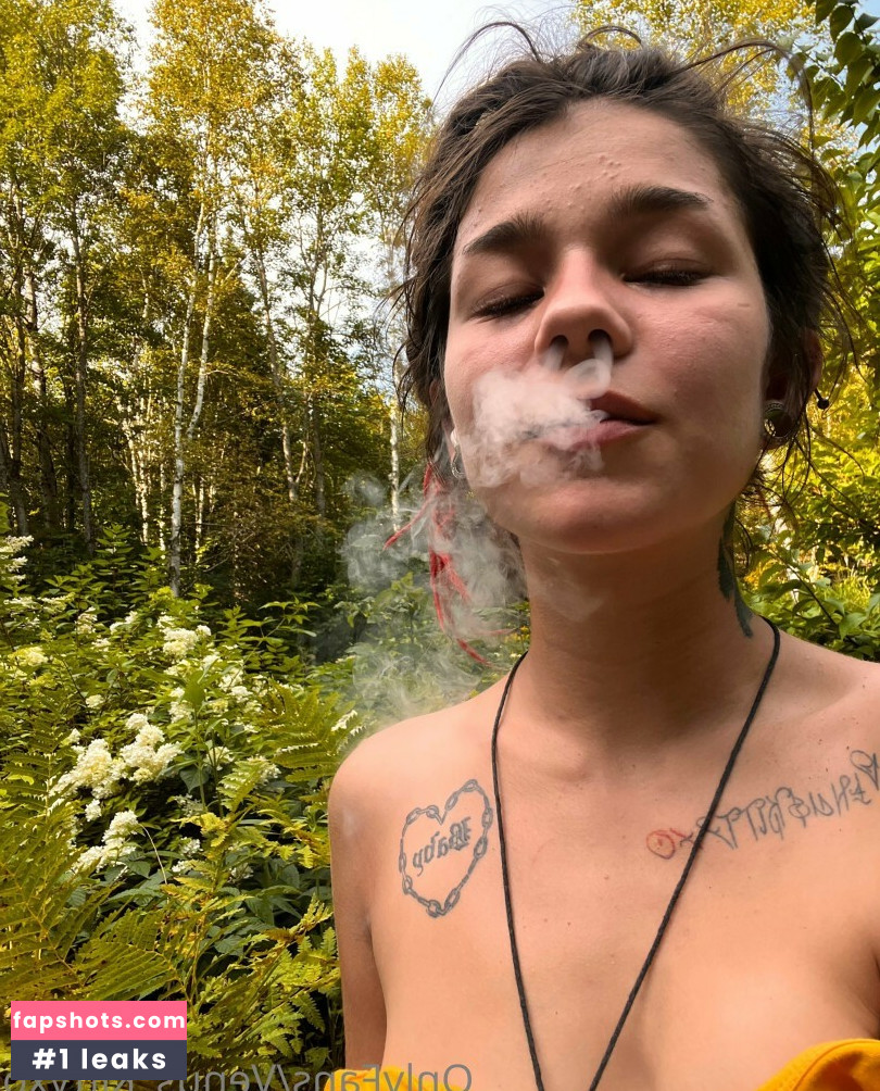 Venus Kitty gallery photo #30