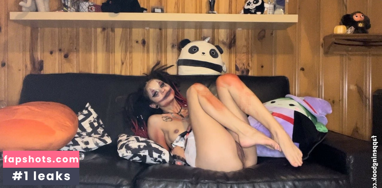 Venus Kitty gallery photo #44