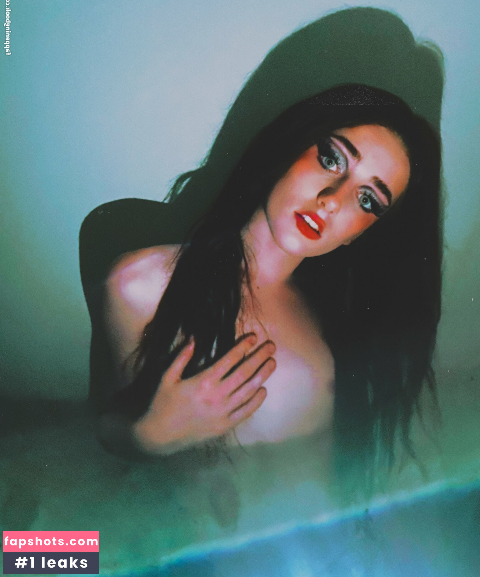 Venus Moorez gallery photo #56