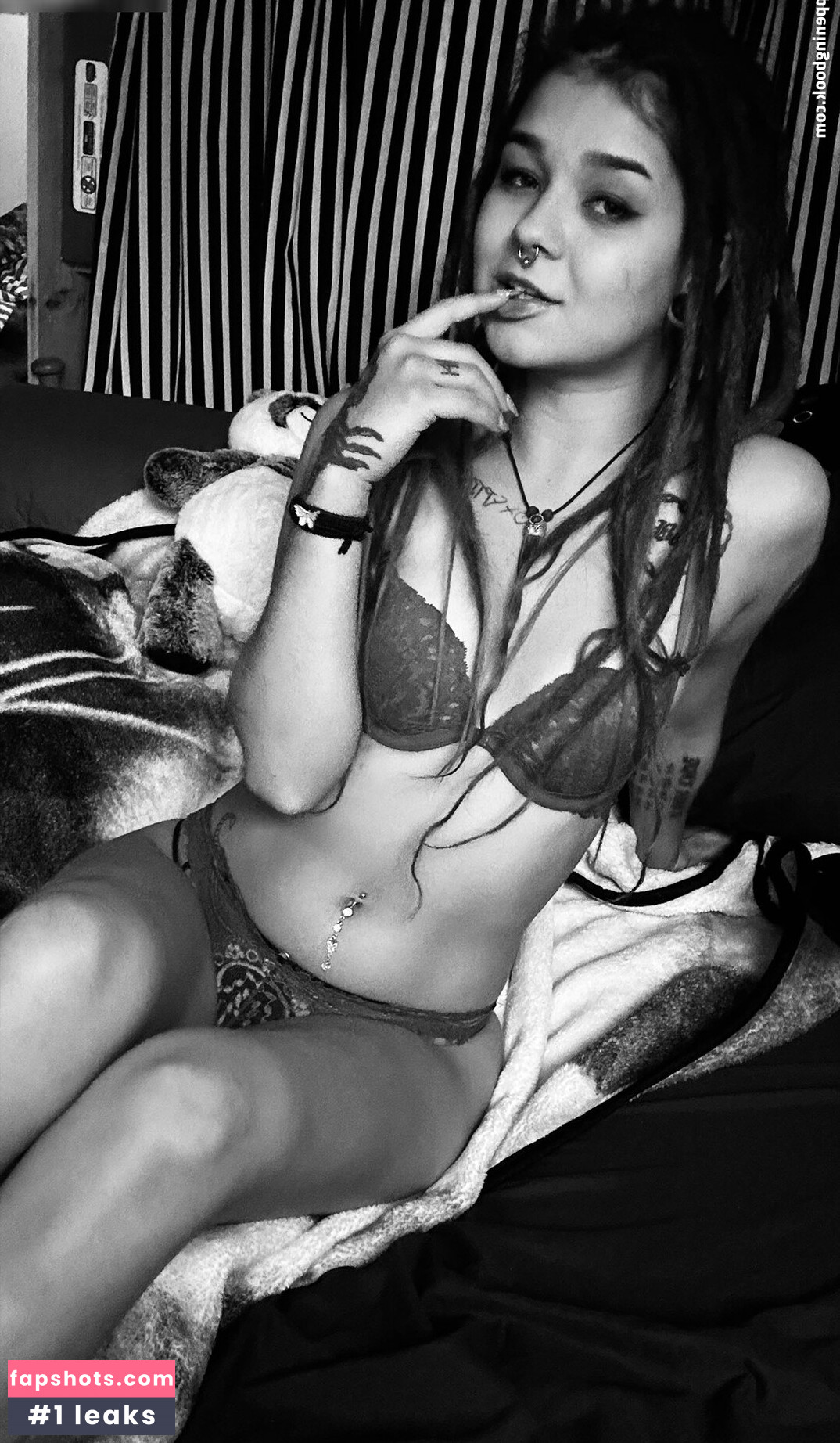 Venuskittyxo gallery photo #14