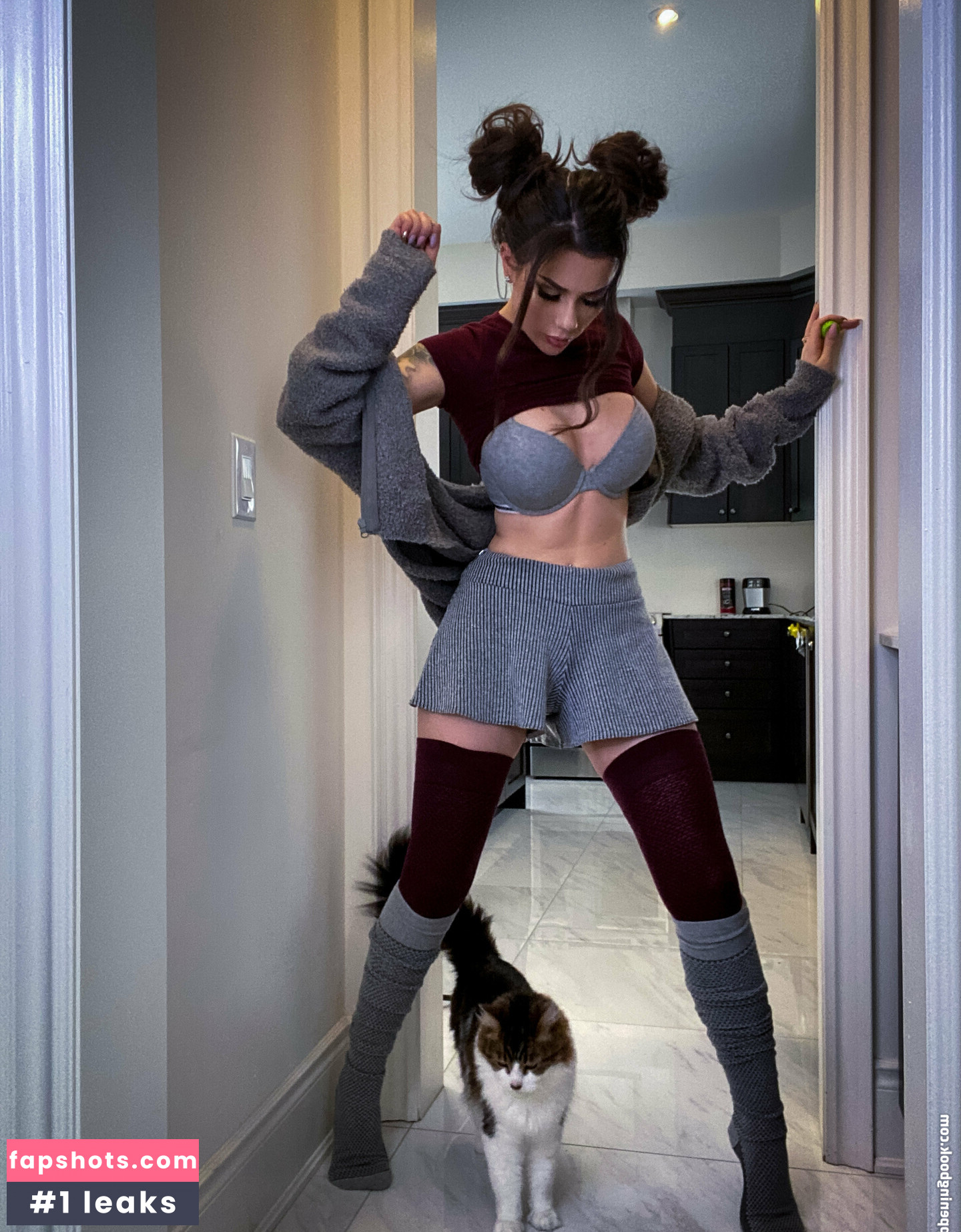 Vera Bambi nude babe gallery