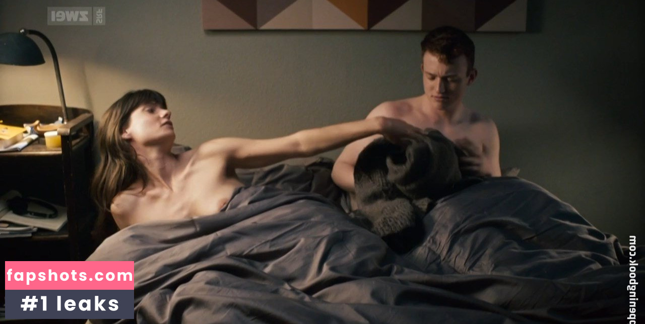 Vera Bommer gallery photo #2