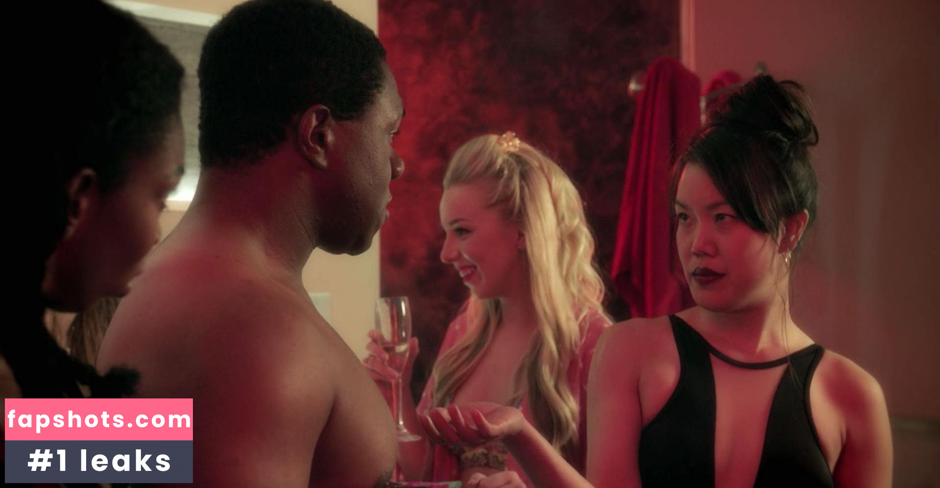 Vera Chok gallery photo #4