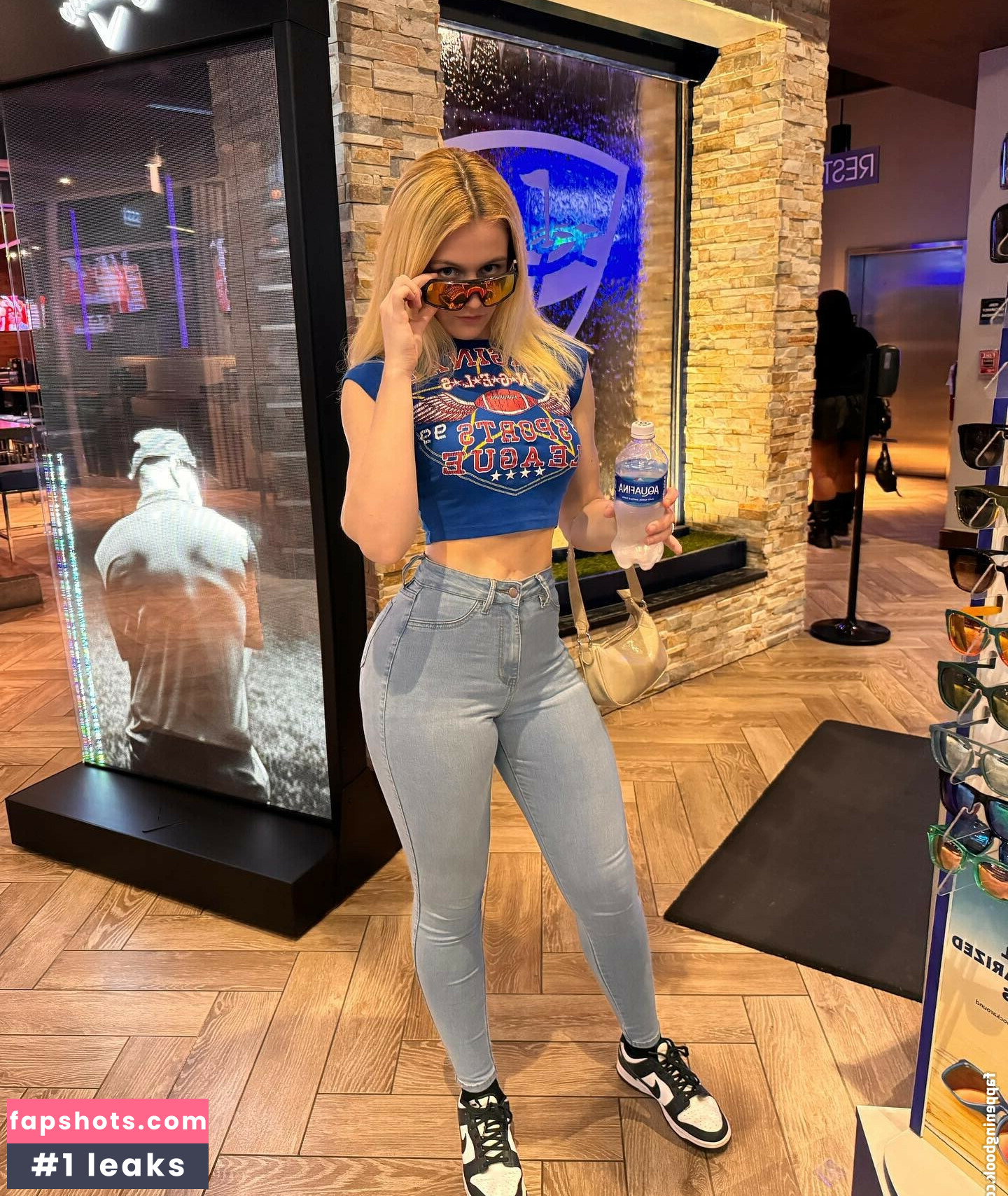 Vera Dijkmans Nude Leaks OnlyFans Photos #30 - LeakJerk