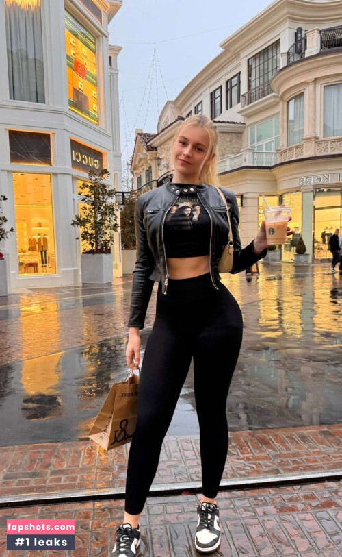 Vera Dijkmans Nude Leaks OnlyFans Photos #141 - LeakJerk