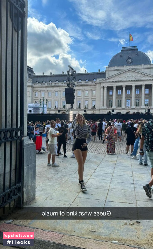 Vera Dijkmans Nude Leaks OnlyFans Photos #1532 - LeakJerk