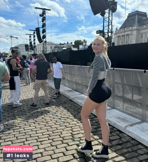 Vera Dijkmans Nude Leaks OnlyFans Photos #1537 - LeakJerk