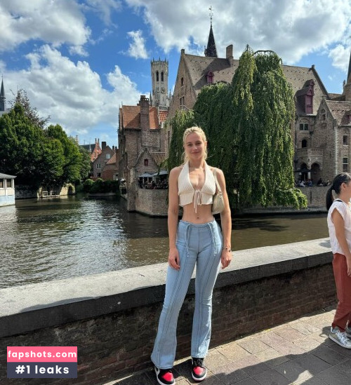 Vera Dijkmans Nude Leaks OnlyFans Photos #1541 - LeakJerk