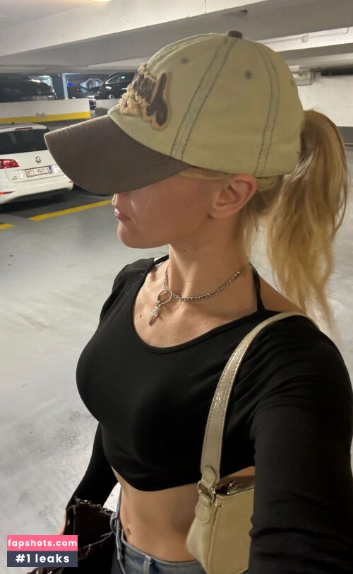 Vera Dijkmans Nude Leaks OnlyFans Photos #1627 - LeakJerk