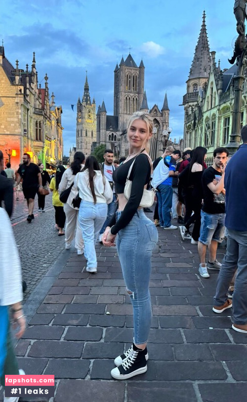 Vera Dijkmans Nude Leaks OnlyFans Photos #1629 - LeakJerk