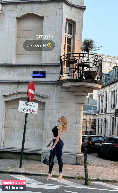 Vera Dijkmans Nude Leaks OnlyFans Photos #1679 - LeakJerk