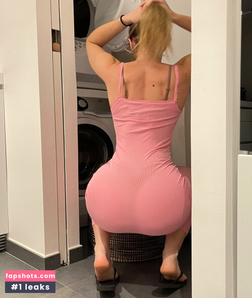 Vera Dijkmans Nude Leaks OnlyFans Photos #1898 - LeakJerk