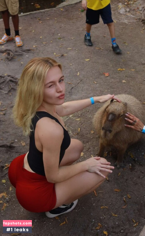 Vera Dijkmans Nude Leaks OnlyFans Photos #268 - LeakJerk