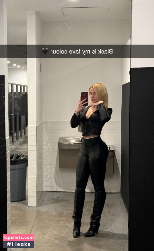 Vera Dijkmans Nude Leaks OnlyFans Photos #389 - LeakJerk