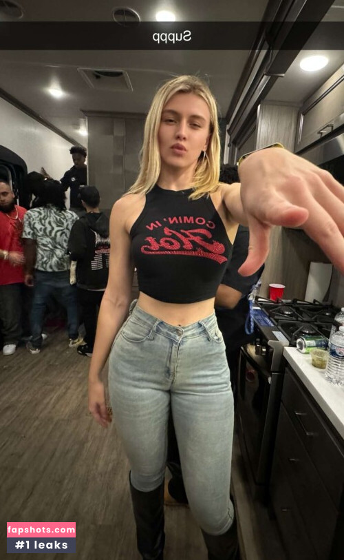 Vera Dijkmans Nude Leaks OnlyFans Photos #616 - LeakJerk